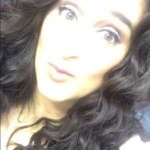 Meet your Posher, Sabrina